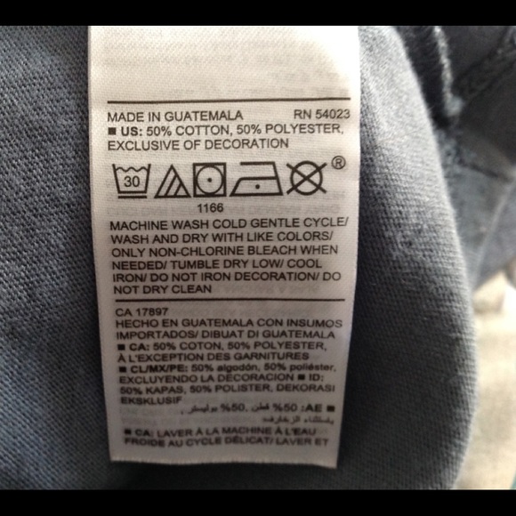 Old Navy T-shirt men's size M - Picture 5 of 6